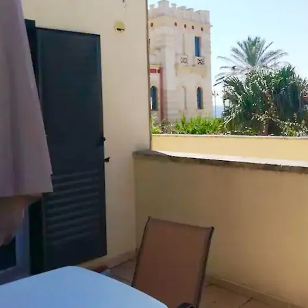 Casa Porta D'oriente * サンタ・チェザーレア・テルメ